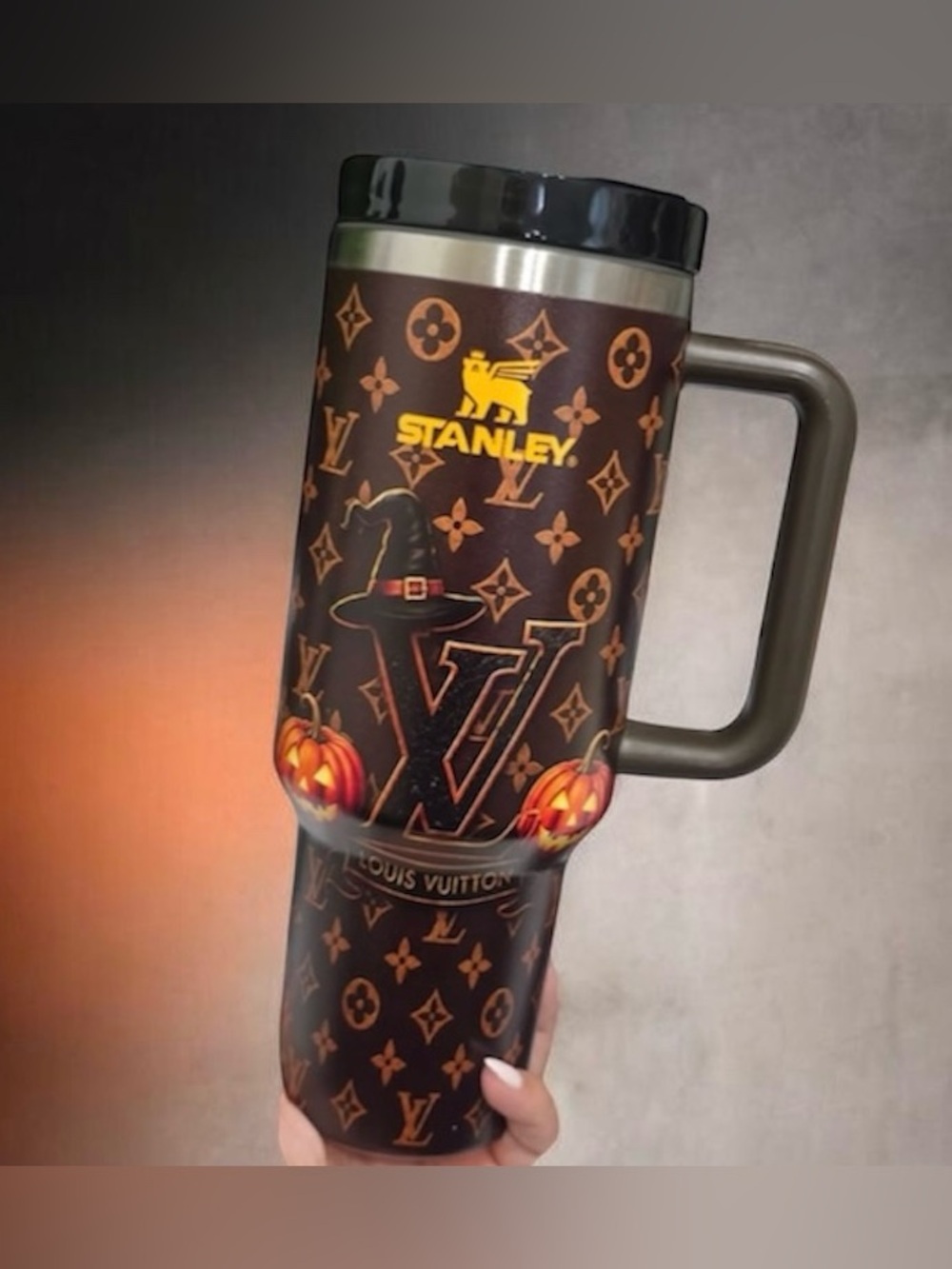 🧙🎃Luxury fashion monogram Halloween 40 oz Tumbler-NIB🧙🎃